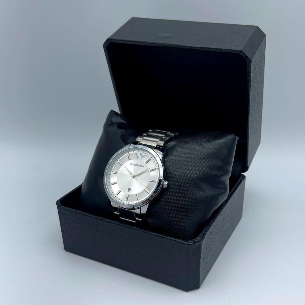 Emporio Armani's Men's Casual Analogue Watch