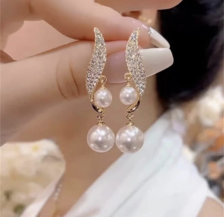 S Shape Crystal Leaf Drop Elegant Pearl Zircon Korean Earring